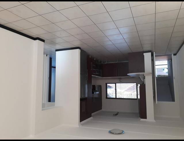 2 BEDROOM PROPERTY TO RENT IN BEDFORDVIEW